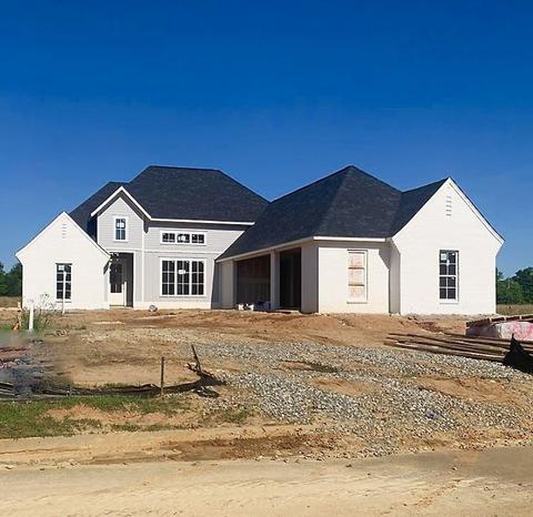 123 Coventry Ln, Canton, MS 39046 photo 1
