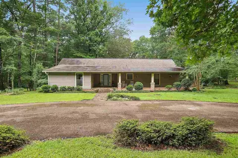 206 Trace Cir, Raymond, MS 39154 photo 1