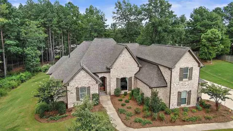 124 Ridgetop Cir, Flowood, MS 39232 photo 1