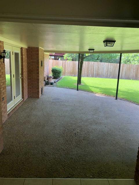 574 W Main St, Raymond, MS 39154 photo 2