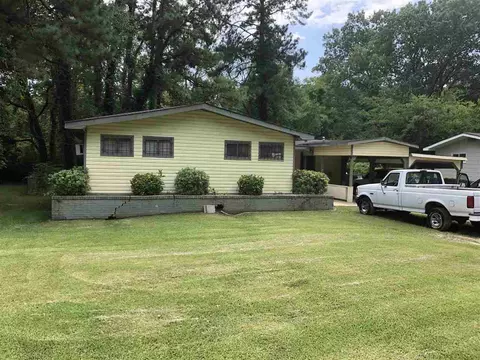 4229 Crescent Pl, Jackson, MS 39206 photo 3