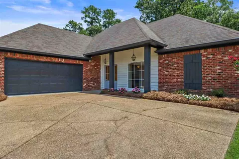 426 Pinebrook Cir, Brandon, MS 39047 photo 4