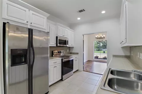426 Pinebrook Cir, Brandon, MS 39047 photo 9