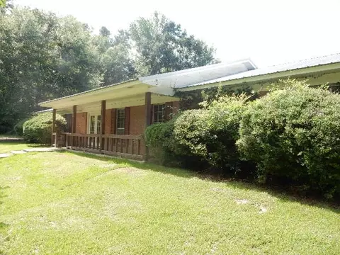817 Dixie Ave, Mendenhall, MS 39114 photo 4