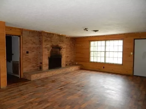 817 Dixie Ave, Mendenhall, MS 39114 photo 9