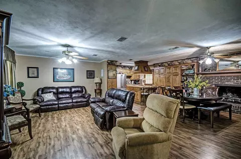 198 Monmouth Rd, Florence, MS 39073 photo 7