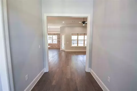 300 Leland Dr, Brandon, MS 39042 photo 5