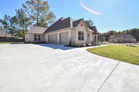300 Leland Dr, Brandon, MS 39042 photo 2