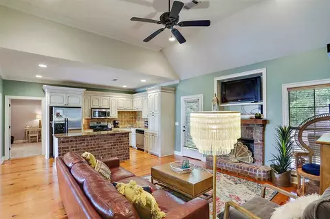614 Pinebrook Pl, Brandon, MS 39047 photo 8