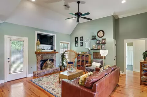 614 Pinebrook Pl, Brandon, MS 39047 photo 5