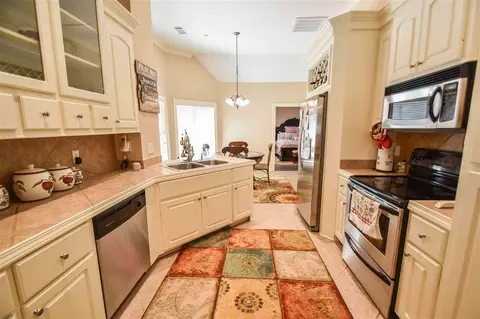 151 Creekside Dr, Canton, MS 39046 photo 9