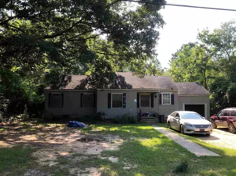 2424 Vernon Dr, Jackson, MS 39204 photo 1