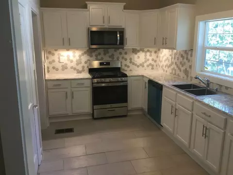 330 E Mayes St, Jackson, MS 39206 photo 8