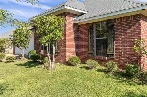 911 Fairview Pl, Brandon, MS 39047 photo 3