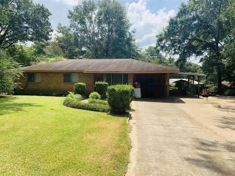 2261 Upper Dr, Pearl, MS 39208 photo 1
