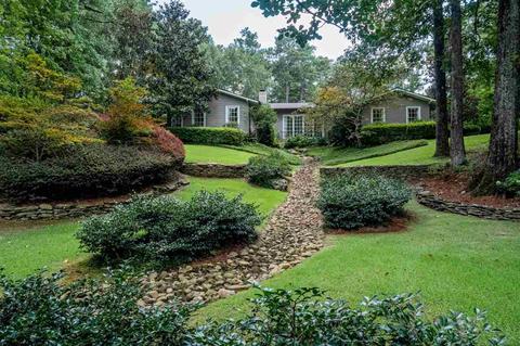 2101 Eastover Dr, Jackson, MS 39211 photo 1