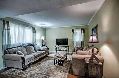 5123 Ridgewood Rd, Jackson, MS 39211 photo 5