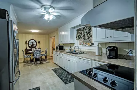 5123 Ridgewood Rd, Jackson, MS 39211 photo 9