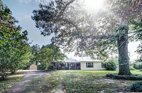 438 Singleton Rd, Carthage, MS 39051 photo 1