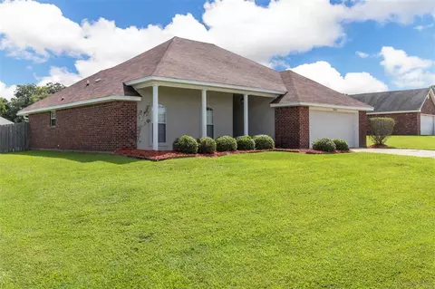 320 Martha Dr, Byram, MS 39272 photo 2