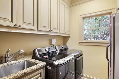 4239 N Honeysuckle, Jackson, MS 39211 photo 18