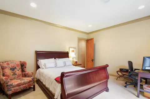 4239 N Honeysuckle, Jackson, MS 39211 photo 14