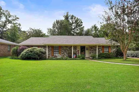 143 Forest Ridge Dr, Brandon, MS 39042 photo 1