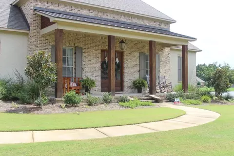 205 Old Creek Cv, Madison, MS 39110 photo 2