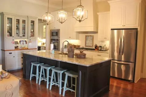 205 Old Creek Cv, Madison, MS 39110 photo 3