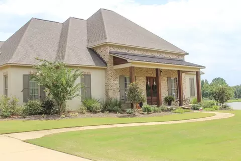 205 Old Creek Cv, Madison, MS 39110 photo 1
