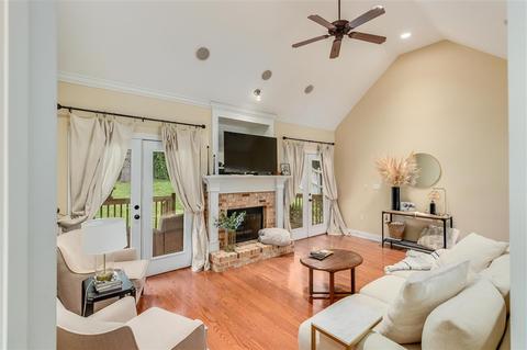 924 Bent Willow Cmns, Brandon, MS 39047 photo 13