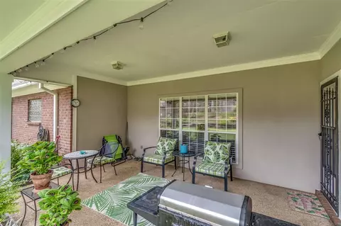 353 Garden Dr, Brandon, MS 39042 photo 8