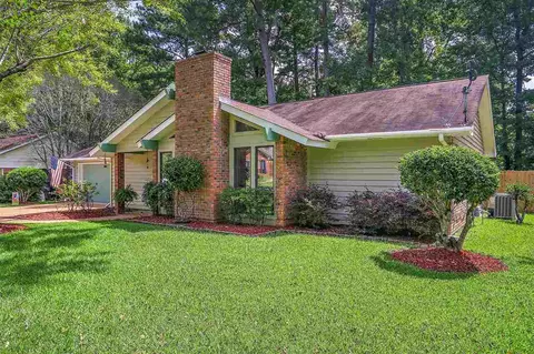 727 Benwick Dr, Brandon, MS 39047 photo 2
