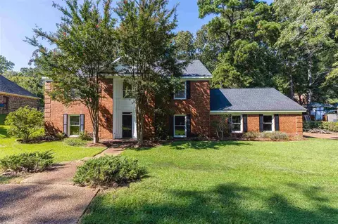 256 Meadowoods Dr, Jackson, MS 39211 photo 1