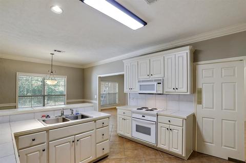 105 Avery Frst, Canton, MS 39046 photo 9