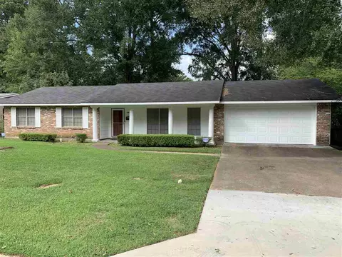 1248 Winterview Dr, Jackson, MS 39211 photo 1