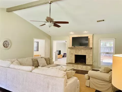 110 Redbud Trl, Brandon, MS 39047 photo 1