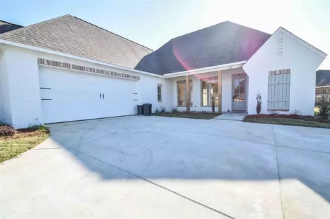 142 Camden Pt, Madison, MS 39110 photo 1
