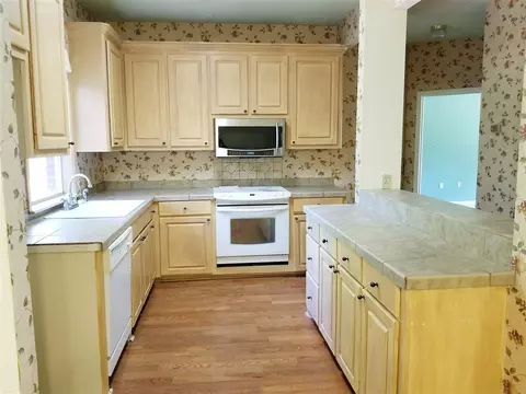 140 Hanover Dr, Brandon, MS 39047 photo 8
