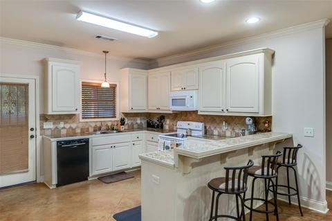 175 Northgate Dr, Canton, MS 39046 photo 4