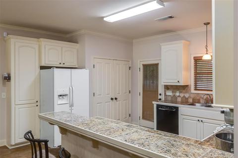 175 Northgate Dr, Canton, MS 39046 photo 5