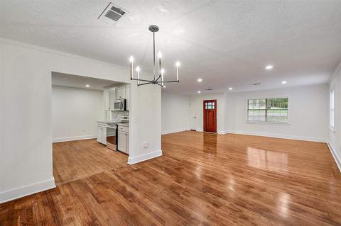 802 E Leake St, Clinton, MS 39056 photo 11
