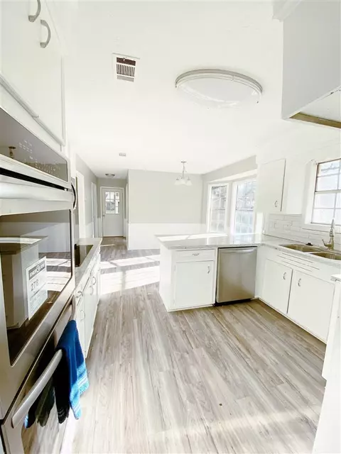 206 Poplar Dr, Brandon, MS 39047 photo 7