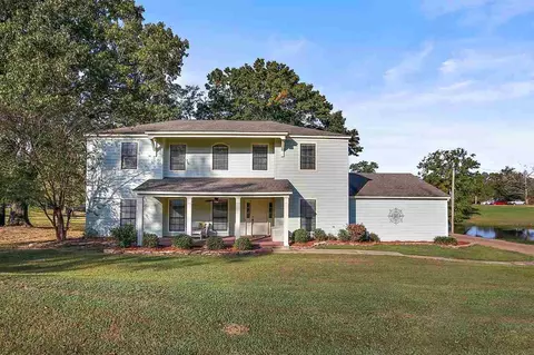 1377 Tara Ln, Terry, MS 39170 photo 1