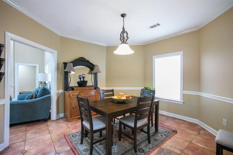 111 Oak Dr, Brandon, MS 39047 photo 7