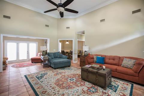 111 Oak Dr, Brandon, MS 39047 photo 5