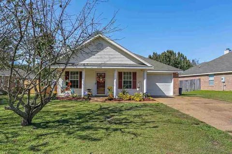 2144 Meagan Dr, Byram, MS 39272 photo 1