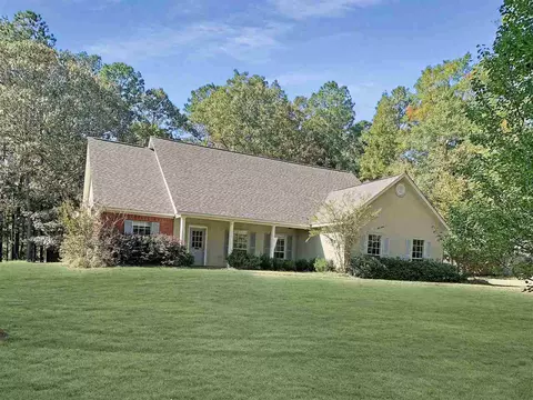 308 Greenbriar St, Brandon, MS 39047 photo 1