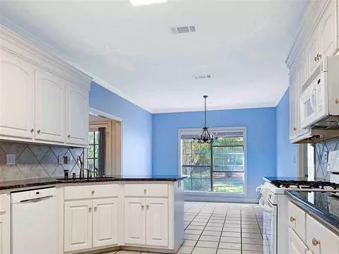 308 Greenbriar St, Brandon, MS 39047 photo 8