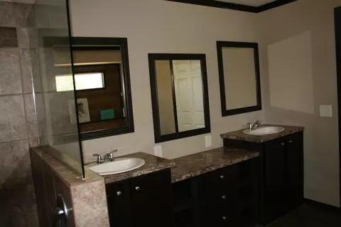 2425 Star Rd, Florence, MS 39073 photo 9